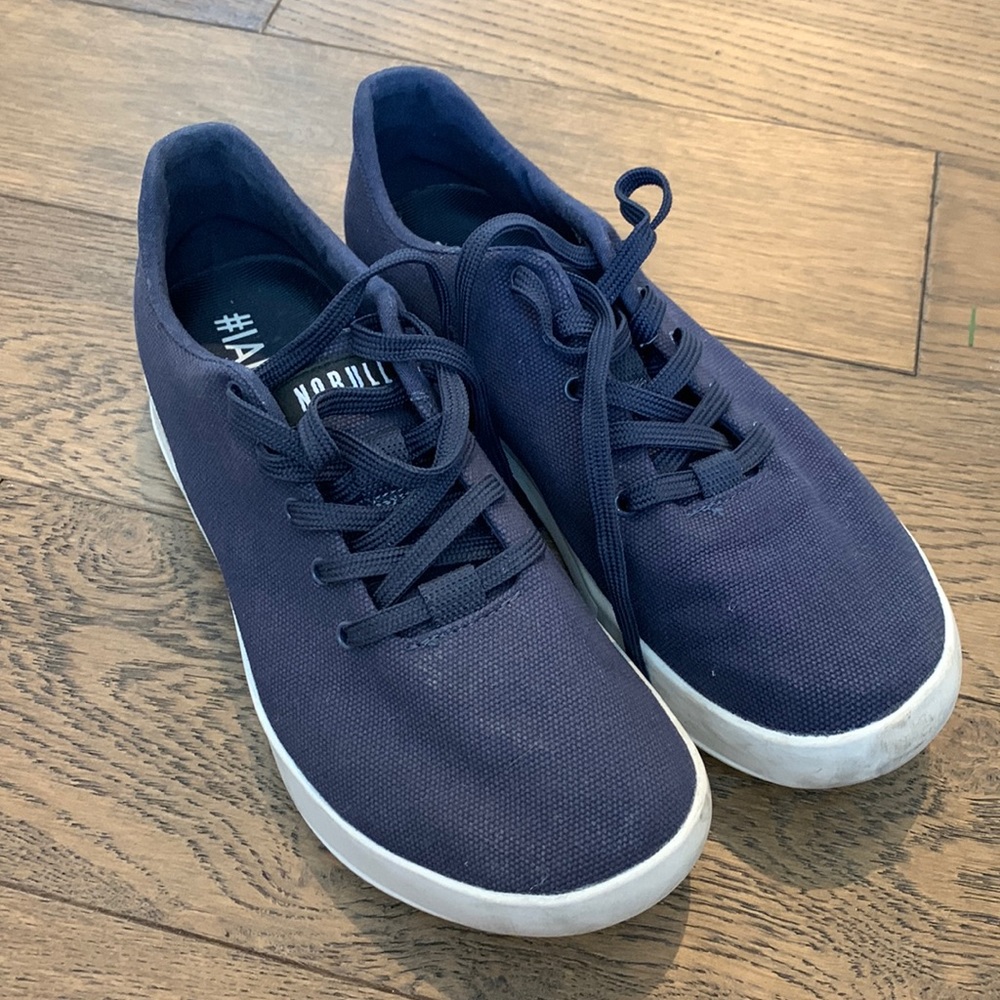 Navy NoBull canvas trainer M7.5/W9